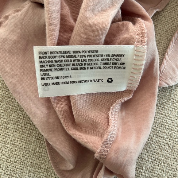 A New Day Light Pink Short Sleeve Tie Front Top Shirt. Size Medium. - Picture 8 of 8